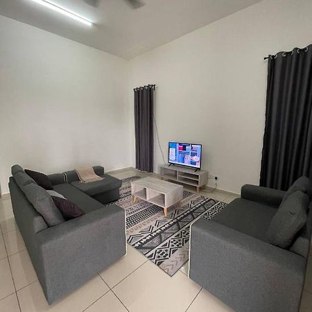 Bungalow Homestay Jasin Perdana Zewnętrze zdjęcie