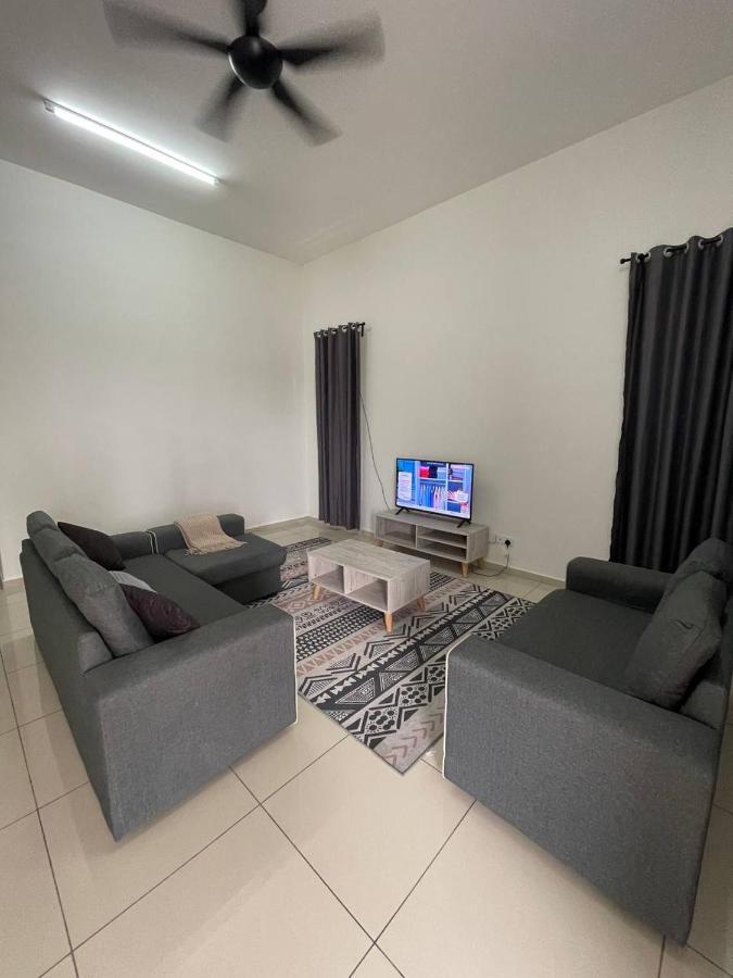 Bungalow Homestay Jasin Perdana Zewnętrze zdjęcie